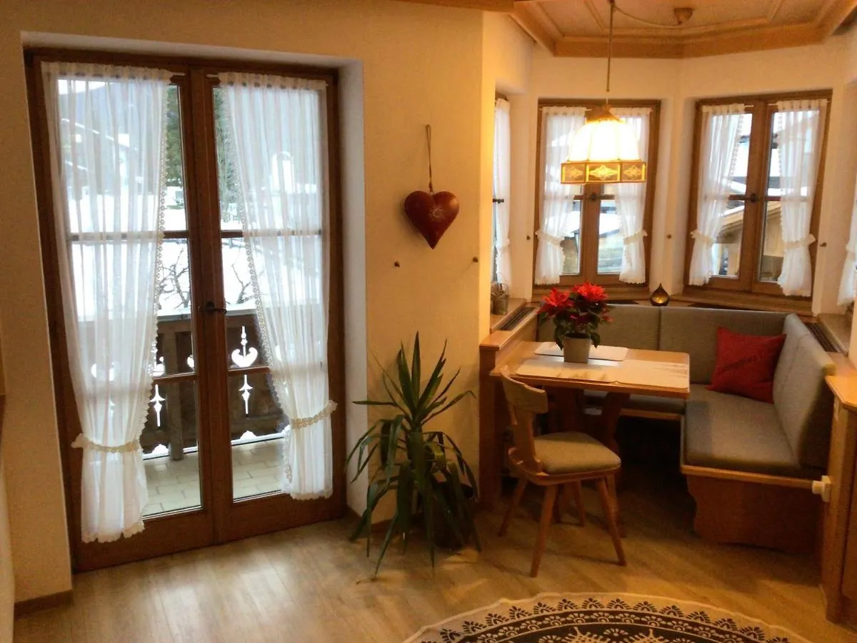 Apartment Edelweiss Herz Wallgau